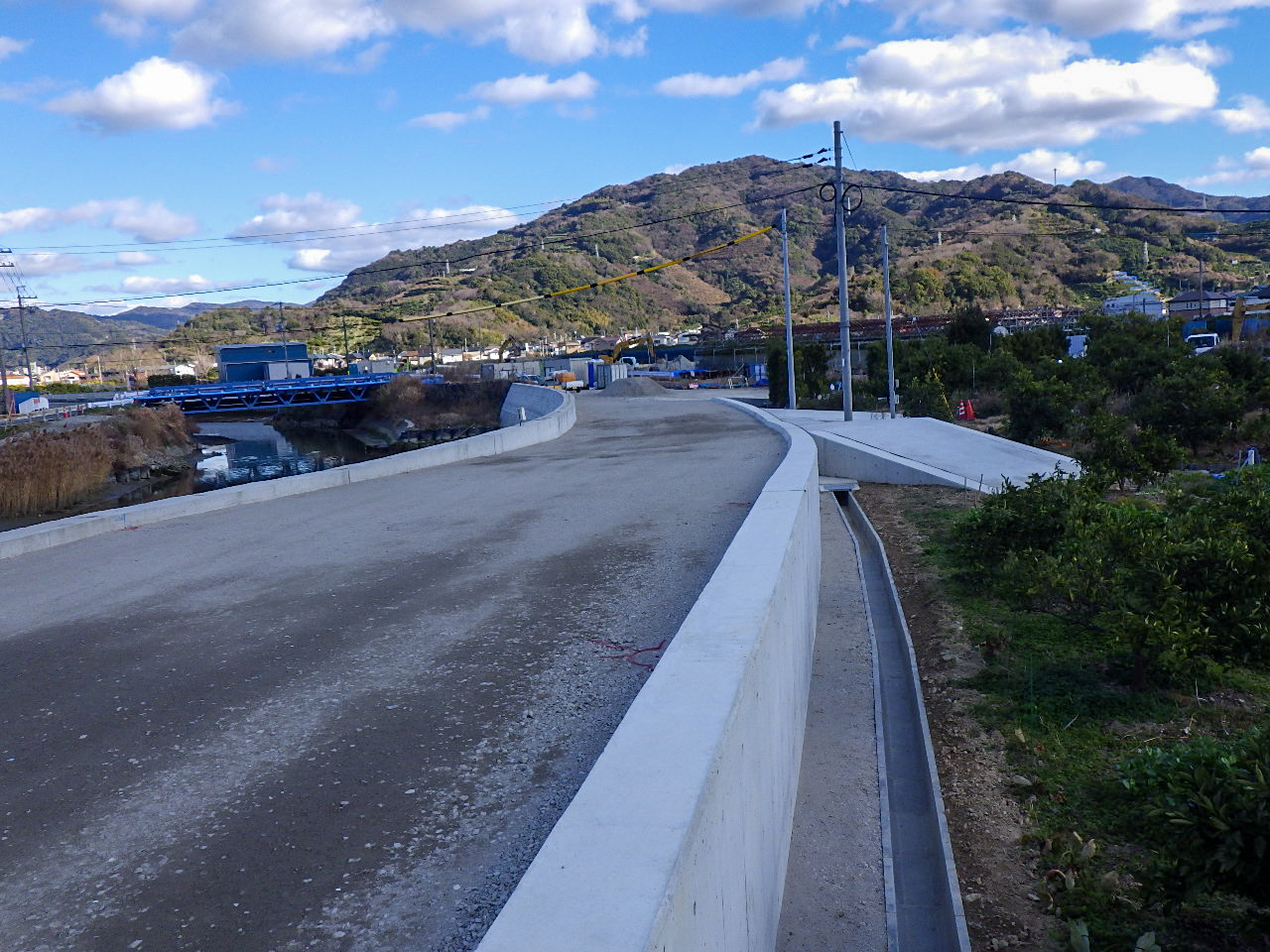 加茂川河川整備工事(コンクリート擁壁工事)